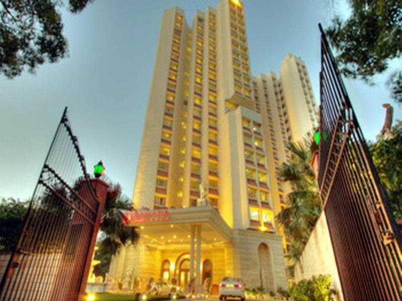 Hotel The Royal Plaza-img